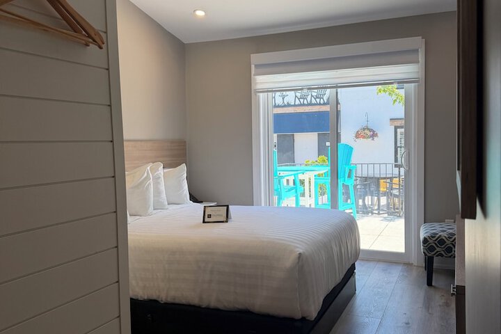 Room 51 of 116