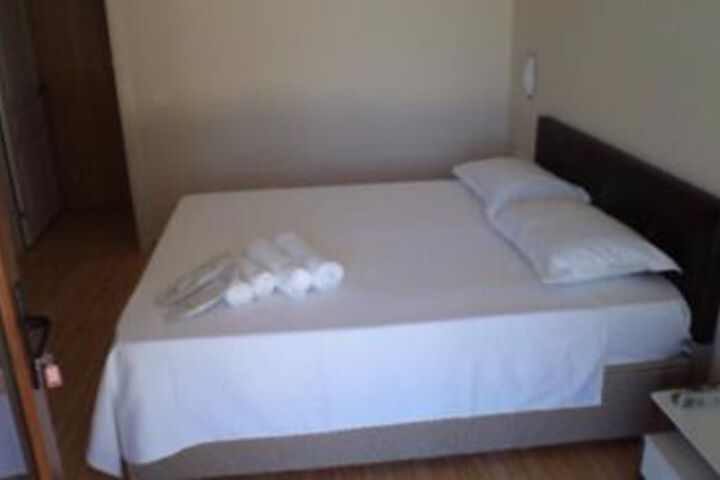Room 14 of 34