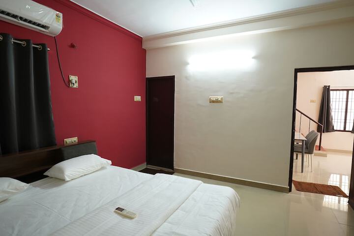 Room 3 of 5