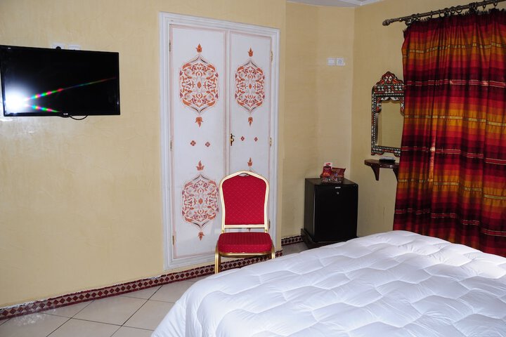 Room 12 of 30
