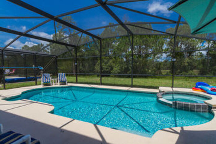Pool 351 of 380