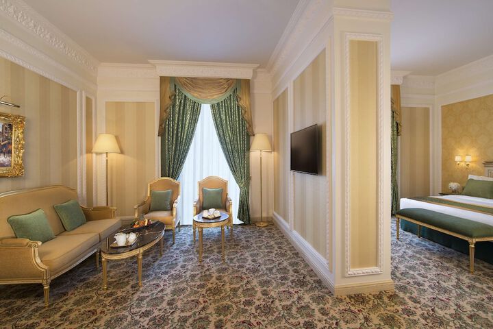 Room 5 of 57