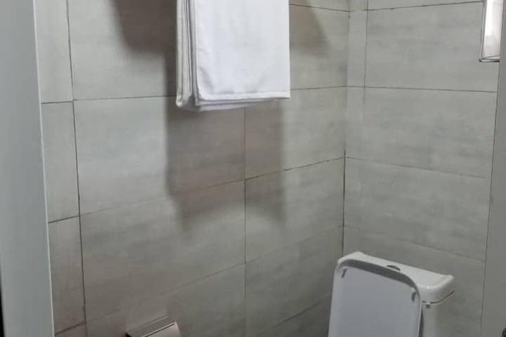 Room 21 of 150