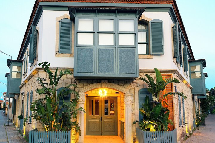 Triangulo Hotel in Cesme