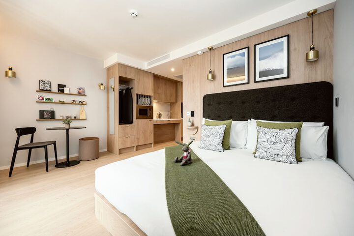 Room 20 of 82