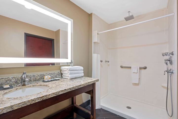 Room 20 of 40