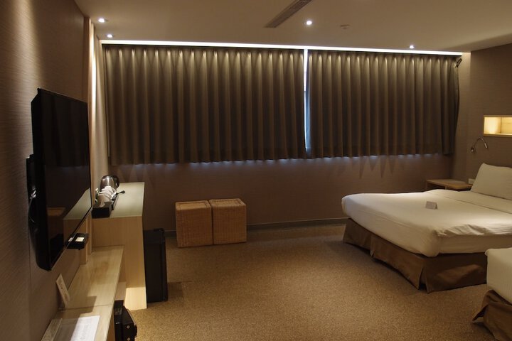 Room 32 of 52