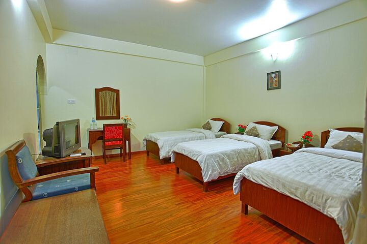 Room 8 of 47