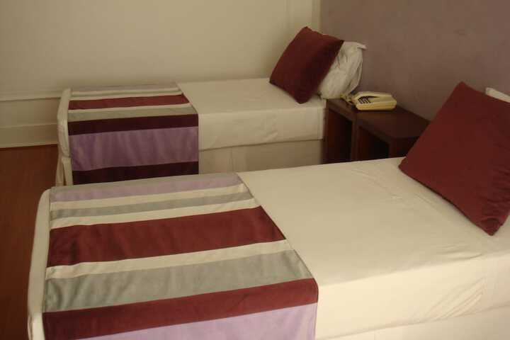Room 22 of 46