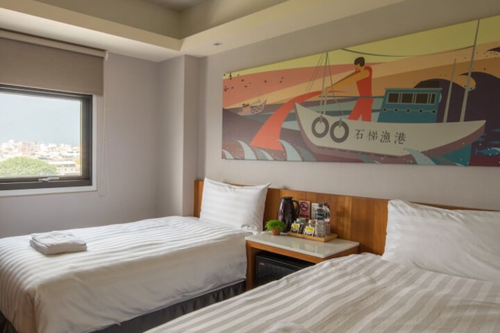 Room 44 of 87