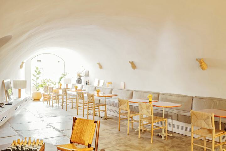Dining 117 of 138