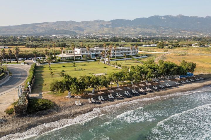 Costa Angela