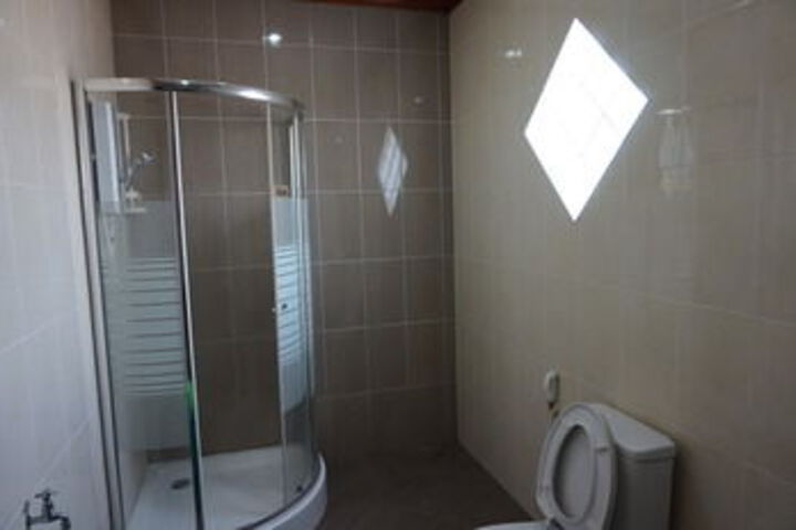 Room 2 of 27