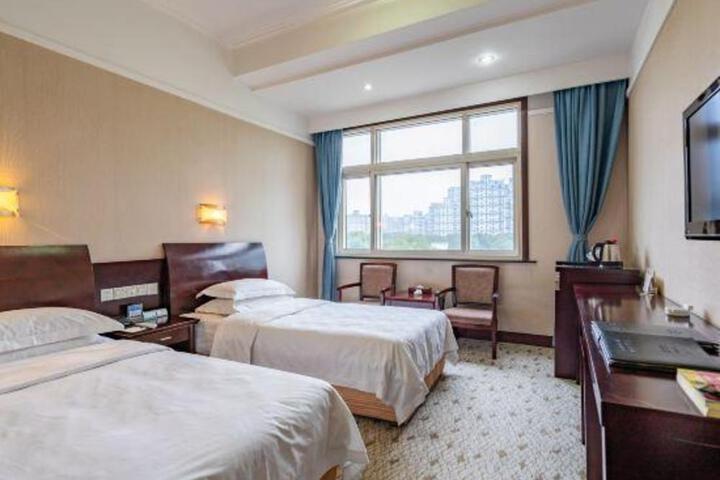 Yinyuan Grand Hotel