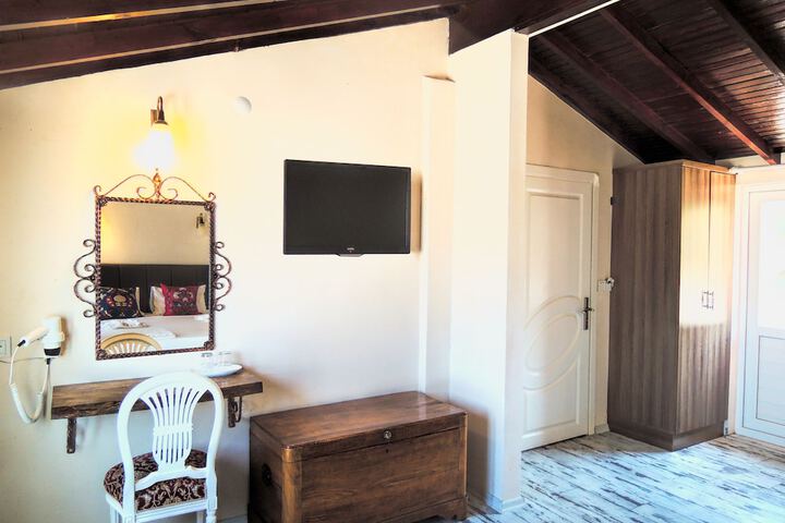 Room 29 of 61