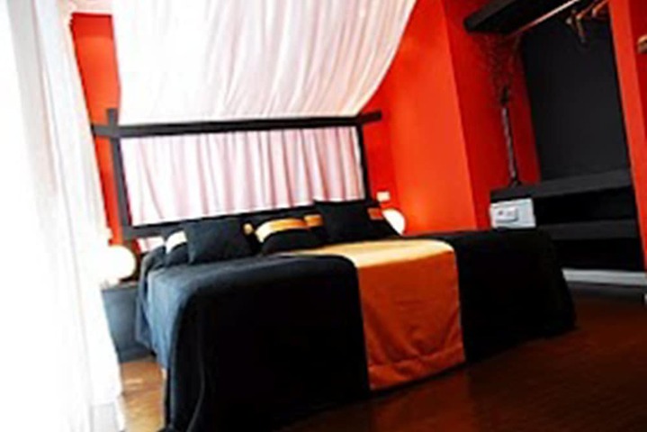 Room 15 of 34