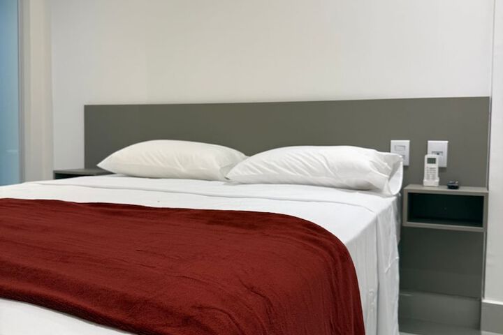 Room 10 of 21