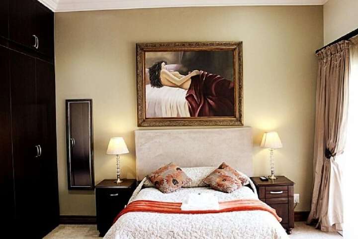 Room 28 of 97