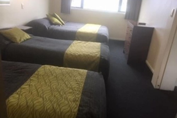 Room 13 of 39
