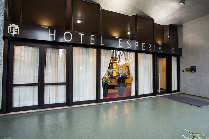 Hotel 39 of 40