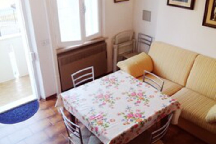 Room 19 of 50