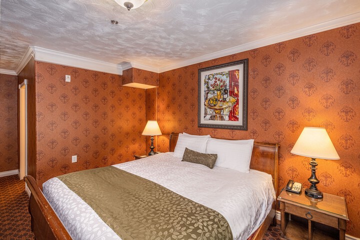 Room 10 of 56