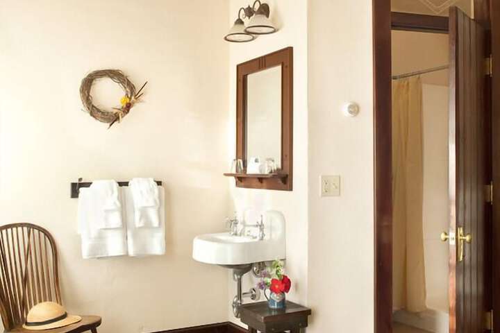 Room 7 of 22