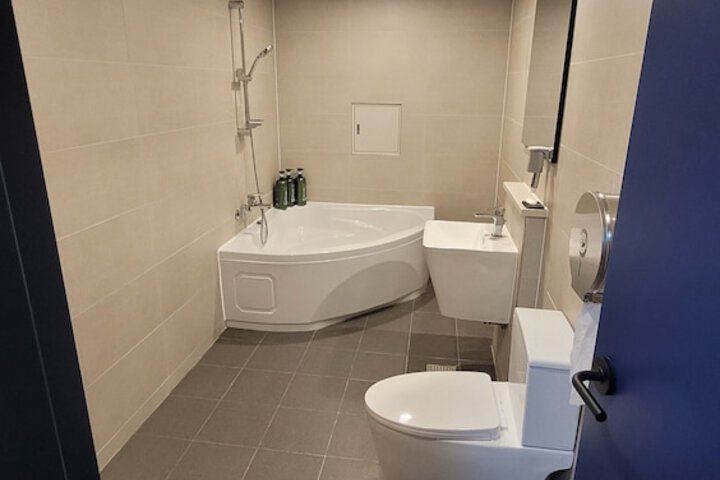 Room 15 of 20