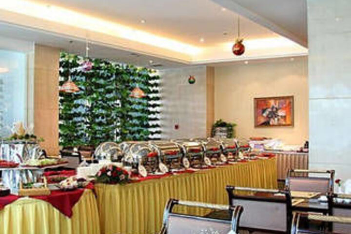 Dining 130 of 134