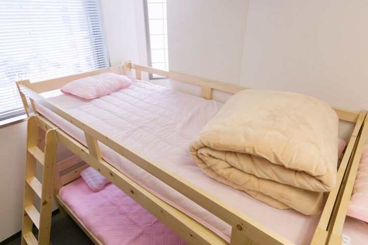 Room 12 of 22
