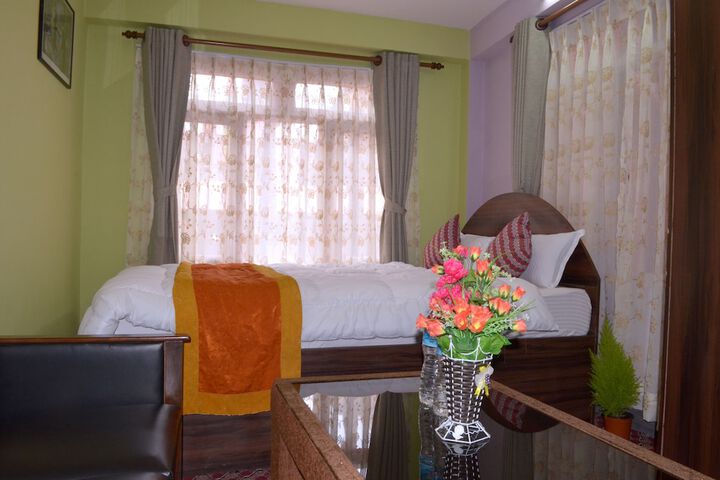 Room 14 of 31