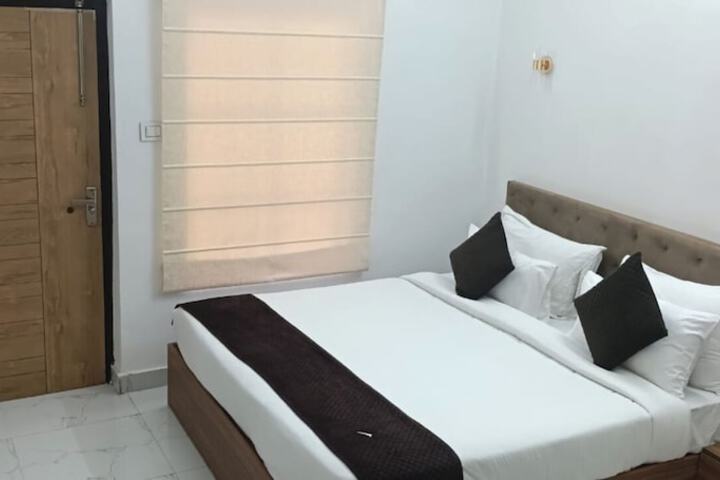 Room 17 of 67