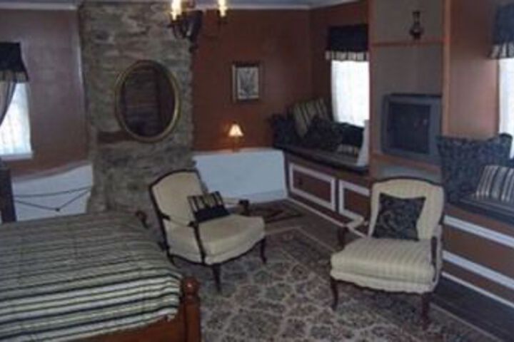 Room 5 of 27