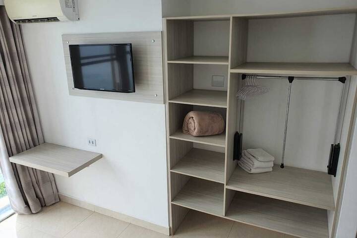 Room 20 of 117