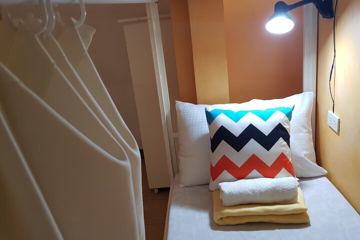 Room 13 of 61