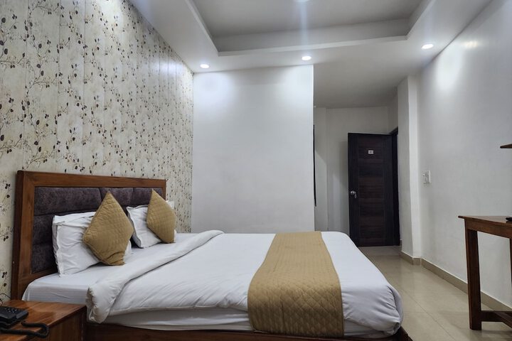 Room 14 of 72