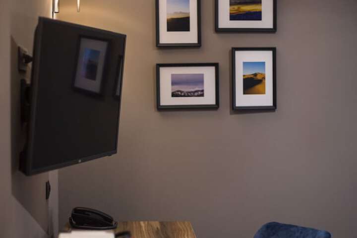 Room 18 of 38