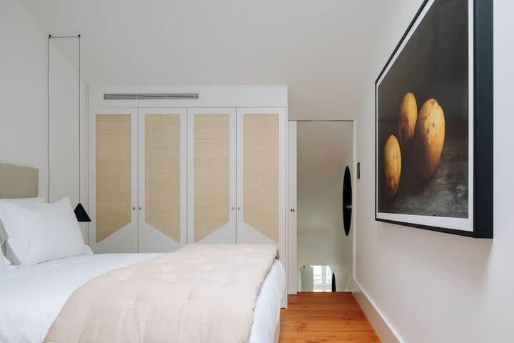 Room 6 of 50