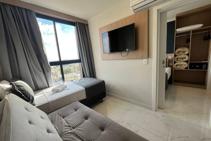 Room 15 of 48