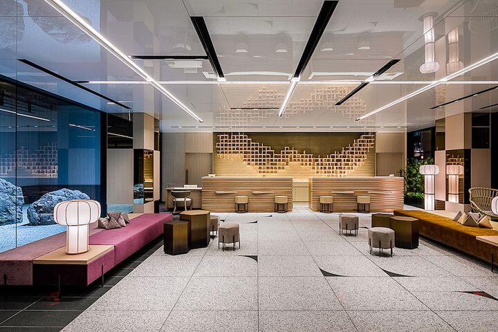 Guest Lobby