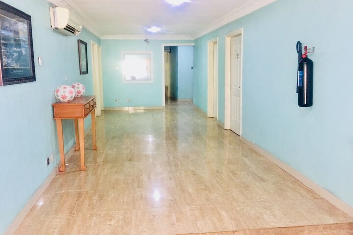 Ballroom/Hall 33 of 34