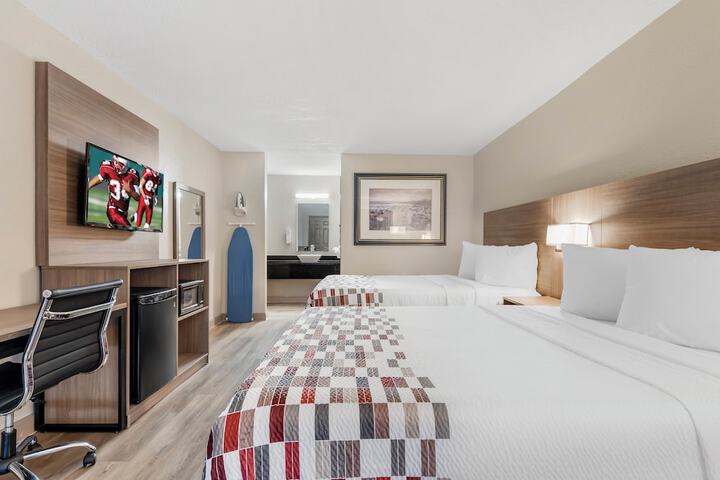 Superior 2 Queen Beds (4 of 15)