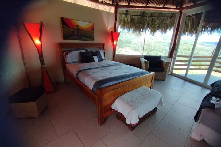 Room 9 of 43