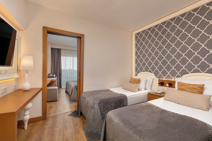Room 21 of 280