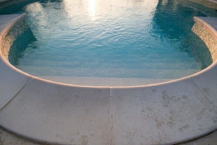 Pool 128 of 184