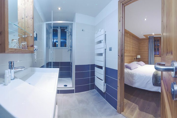 Bath Photo
