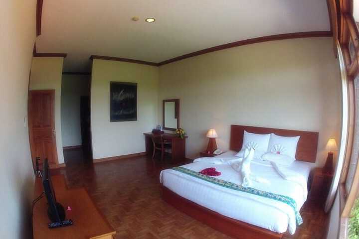 Room 10 of 45
