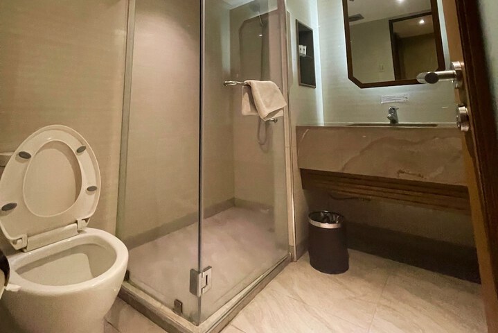 Clean Restrooms