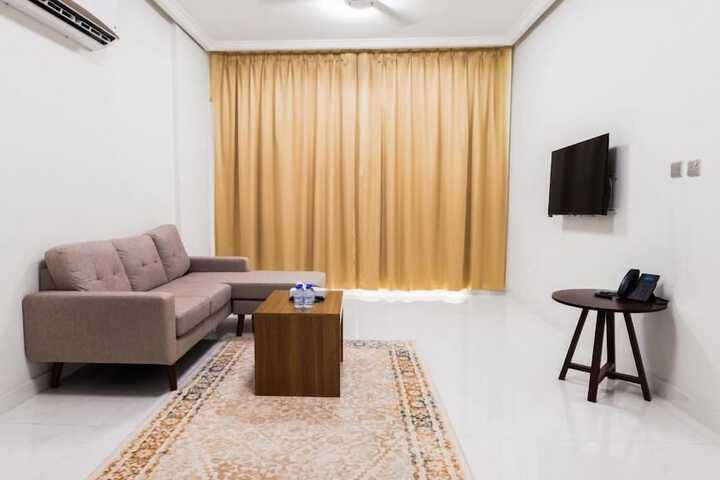 Room 10 of 17
