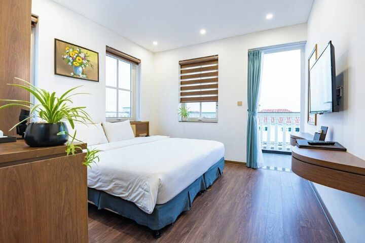 Room 43 of 63